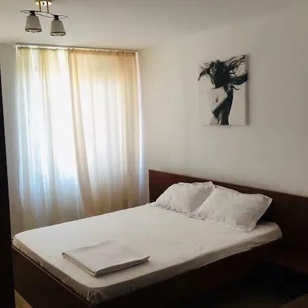 Casa Kito Gazde/Camere de închiriat *